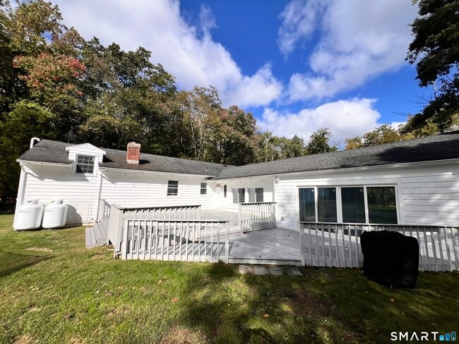 Building Photo - 267 Thunder Hill Dr