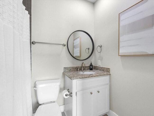 Building Photo - 3421 Gillespie St