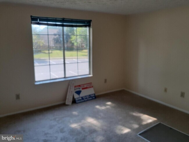 Building Photo - 8380 Brockham Dr