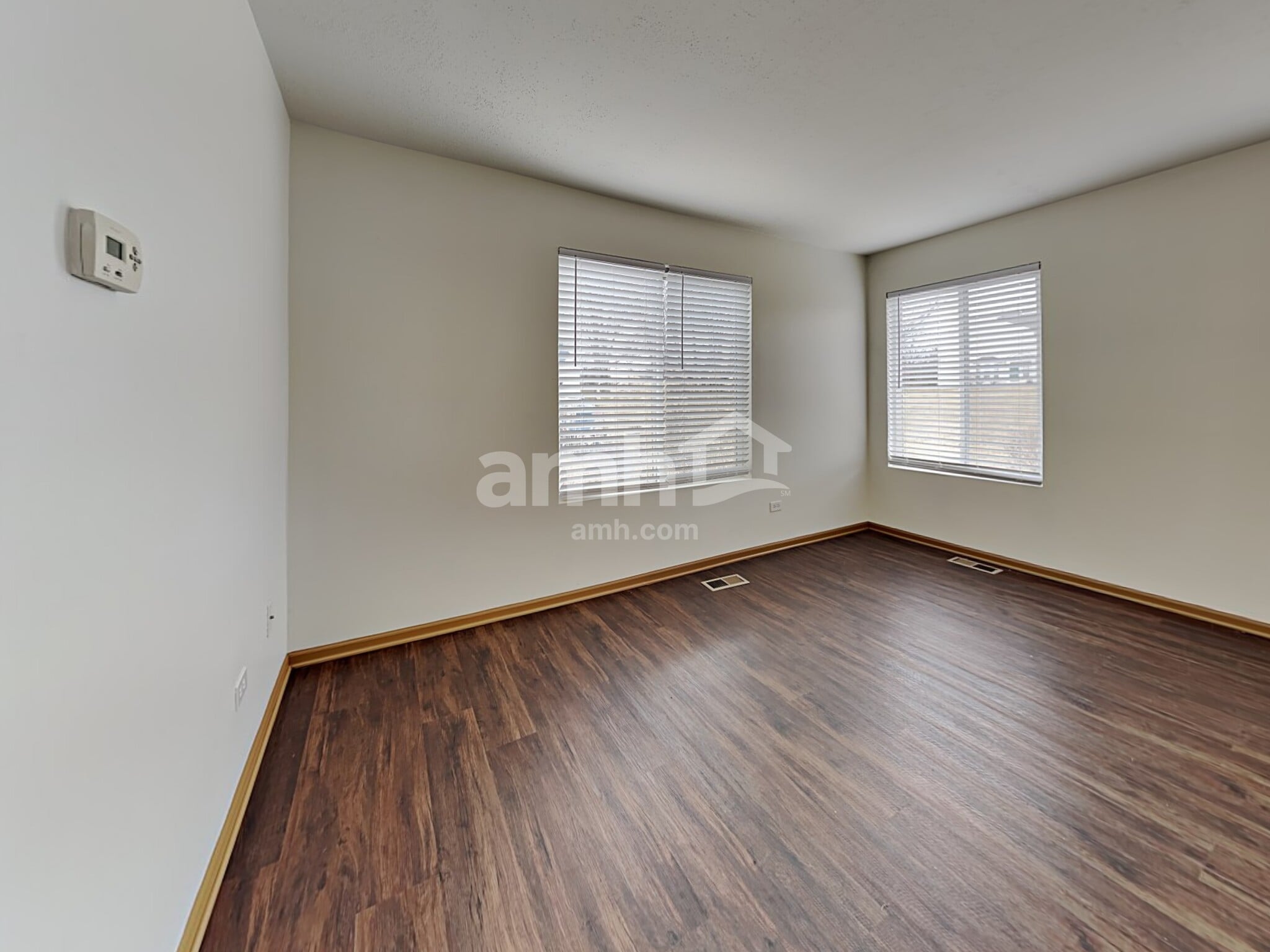 Building Photo - 544 Springwood Dr