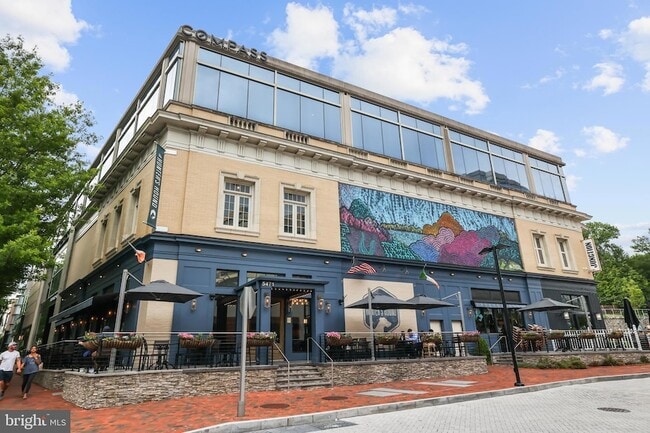 Building Photo - 4817 Chevy Chase Blvd