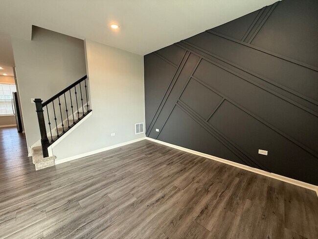 Building Photo - 8972 Dolby St