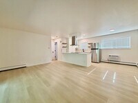 Building Photo - Locust312 (**CW-KS)