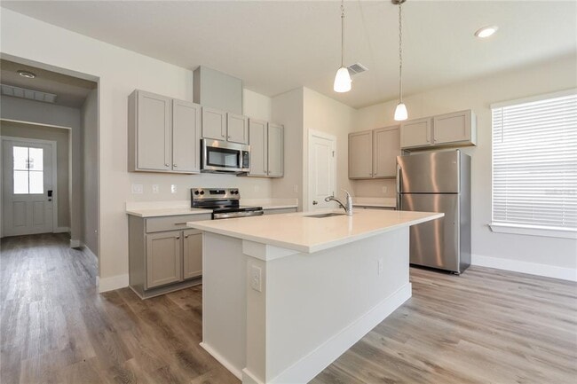 Building Photo - 360 Whiteheart Dr