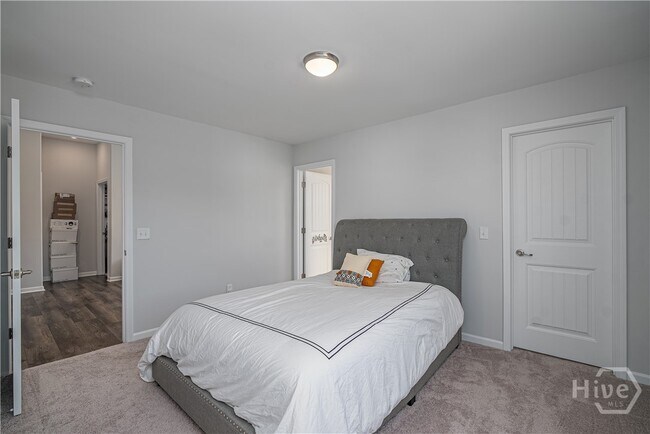 Building Photo - 150 Sessile Oak Dr