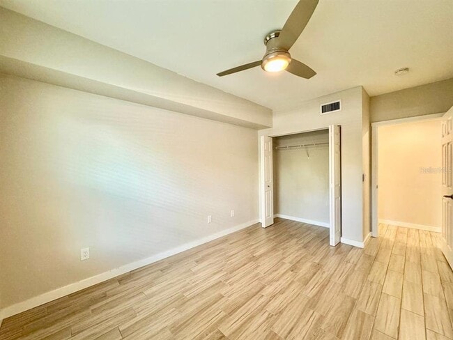 Building Photo - 4811 Bayshore Blvd