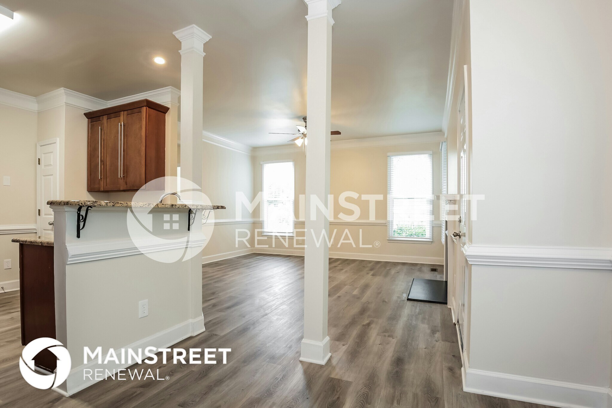 Building Photo - 8 Brackenwood Ct