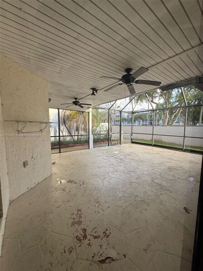 Building Photo - 17320 NW 62nd Pl