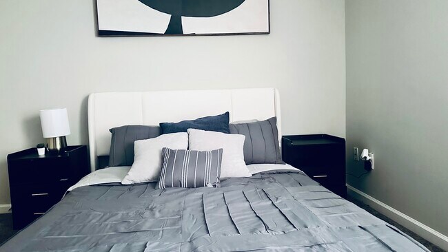 Building Photo - 5013 Chupp Way Cir