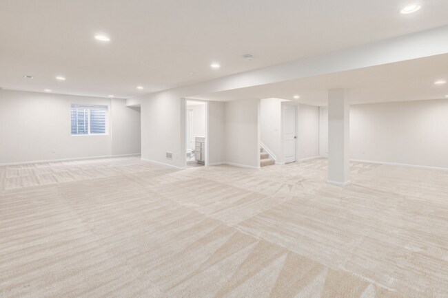 Building Photo - 6578 Rocky Frk Dr