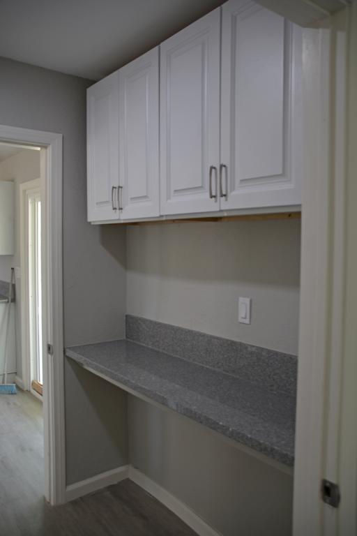 Building Photo - 18240 Catalpa St