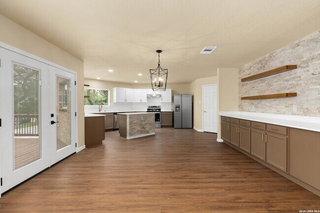 Building Photo - 10802 Winter Creek