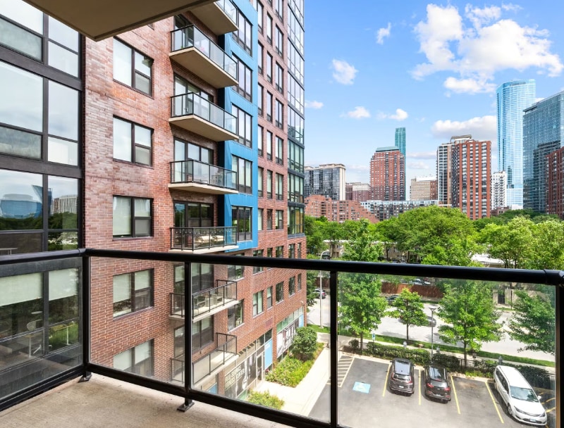 Building Photo - 706 S Sherman St