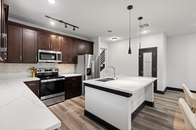 Building Photo - 4435 Maggie St