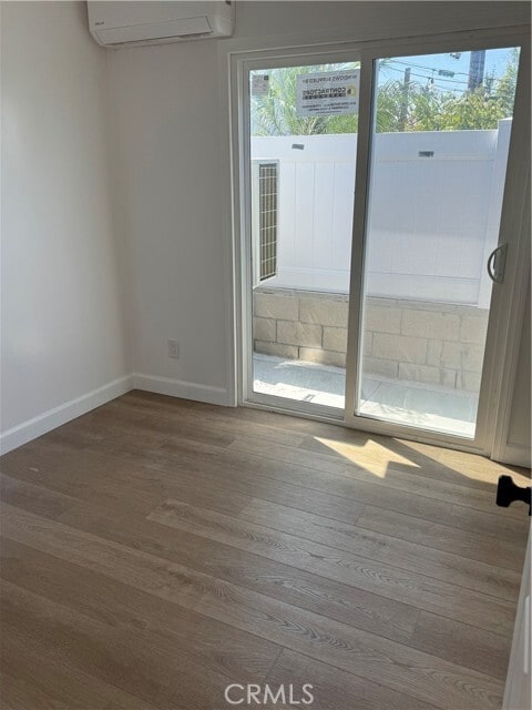 Building Photo - 6882 San Paco Cir