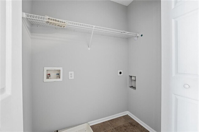 Building Photo - 3294 Mill Springs Cir NE