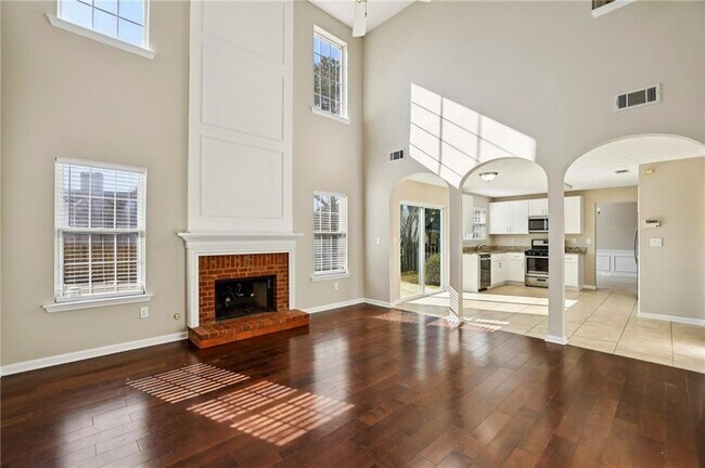 Building Photo - 1348 Woodcutt Pl