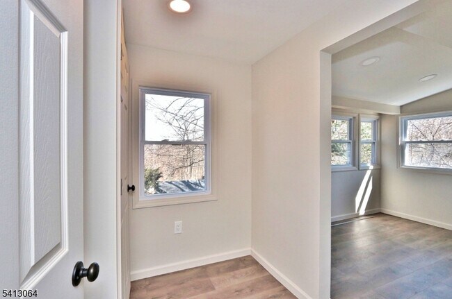 Building Photo - 75 Nolans Point Rd