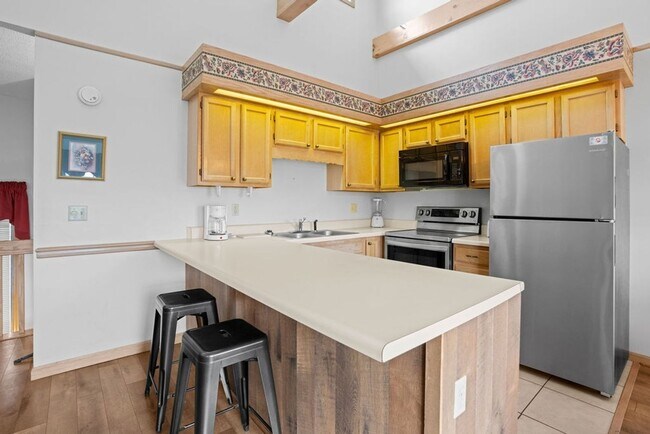 Building Photo - 8005 Cherokee Trail