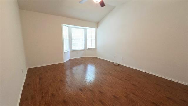 Building Photo - 2244 Chapman Dr