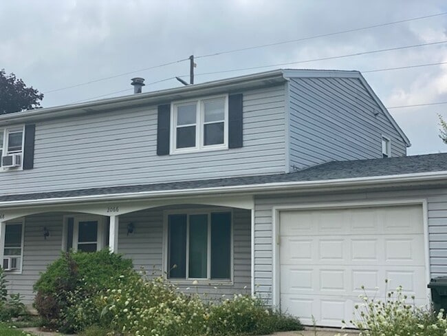 Building Photo - 2068 Terry Ln