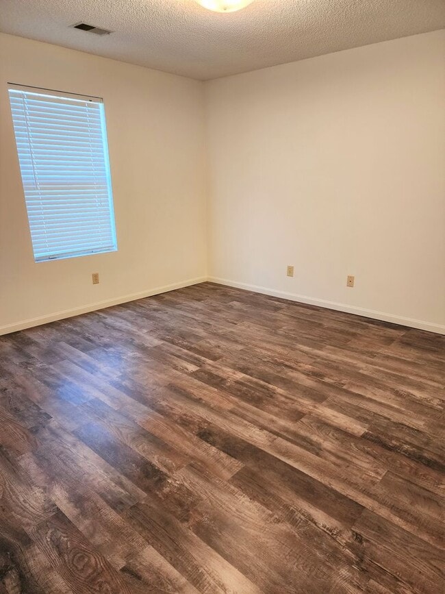 Building Photo - Quality Home Management