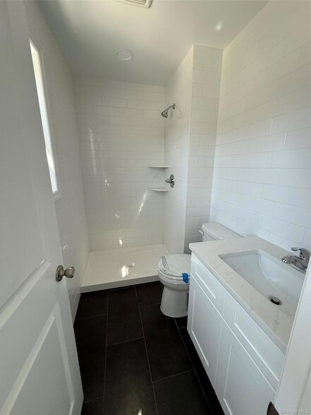Building Photo - 338 Beach 46th Street