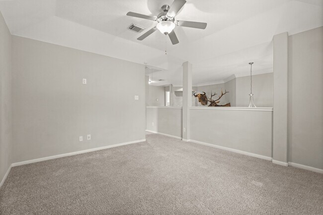 Building Photo - 18910 Rustling Ridge Dr