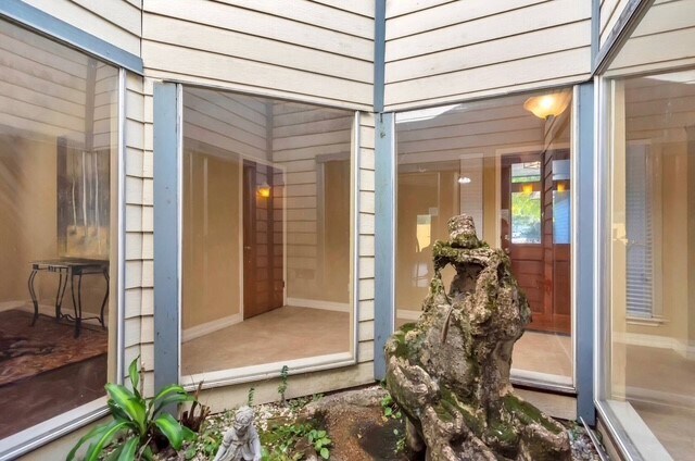 Building Photo - 15938 Mission Village Dr
