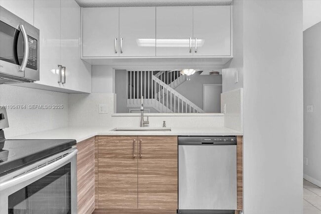 Building Photo - 11050 Nautilus Dr