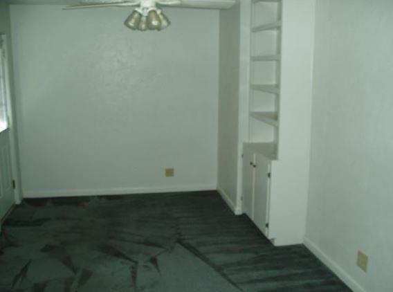 Building Photo - 825 Harris Ave