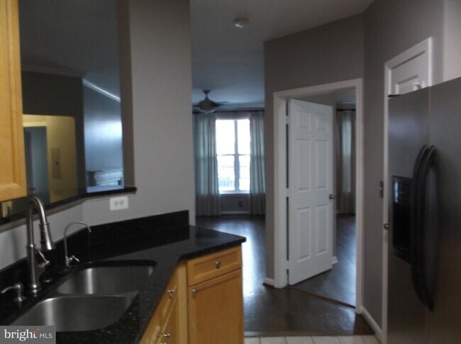 Building Photo - 2710 Bellforest Ct