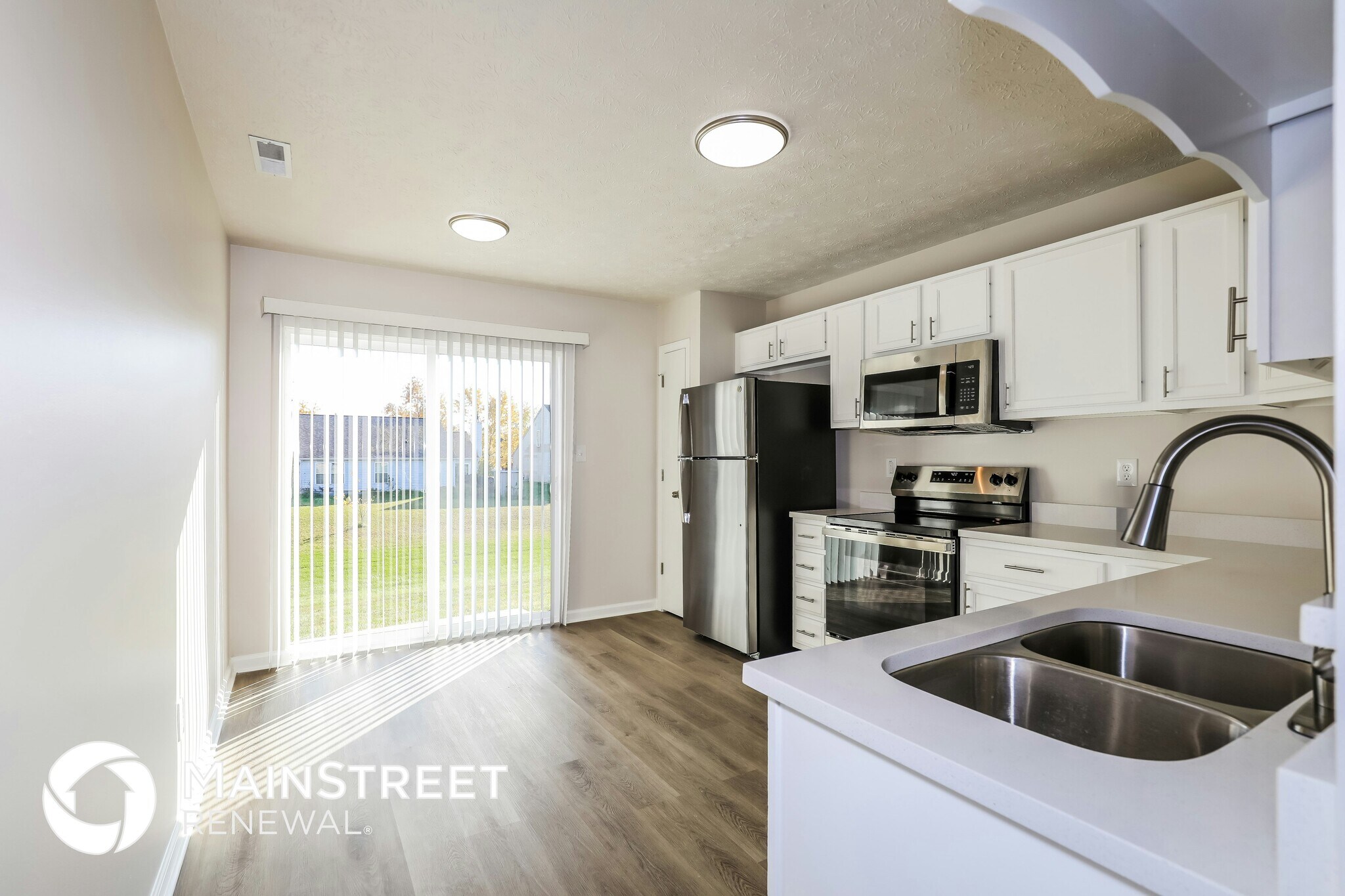 Building Photo - 11115 Dura Dr