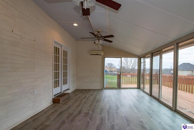 Building Photo - 45 Crosslin Ct