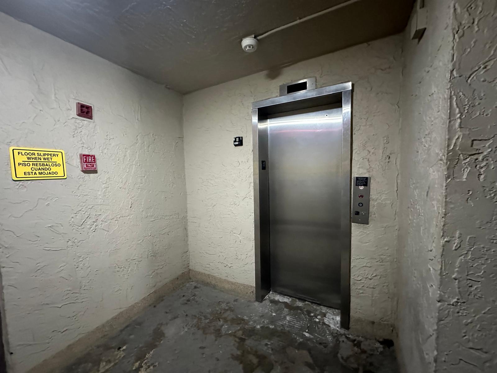 Building Photo - 10900 SW 104th St