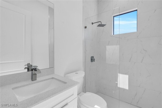 Building Photo - 3924 NW 38th St