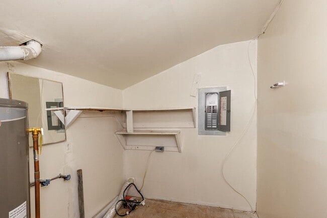 Building Photo - 3/2 Near Downtown and Homewood