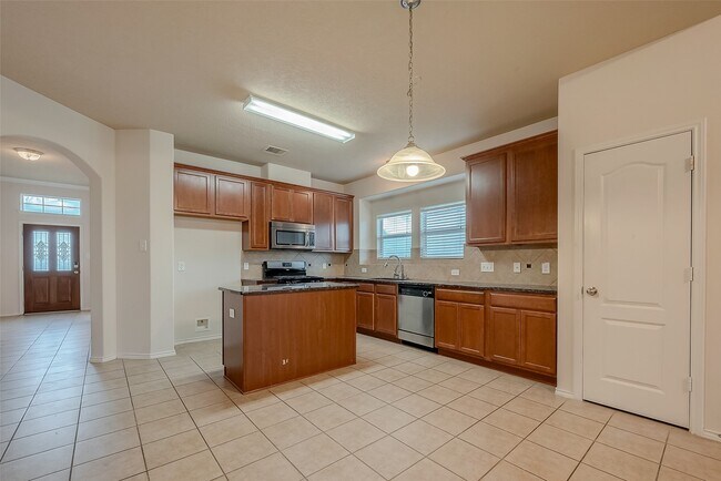 Building Photo - 21203 Branchport Dr