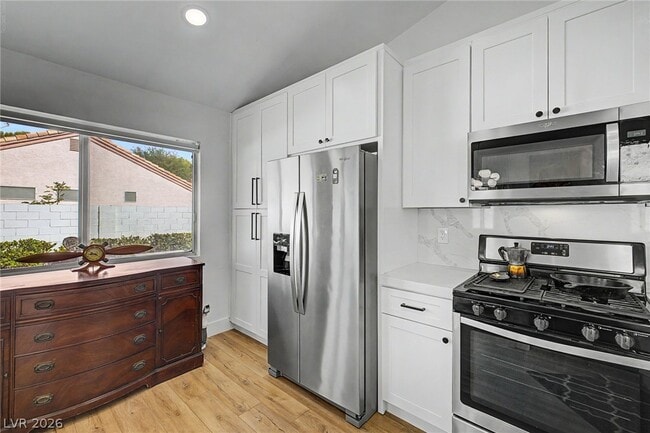 Building Photo - 679 Scenic Tierra Ln