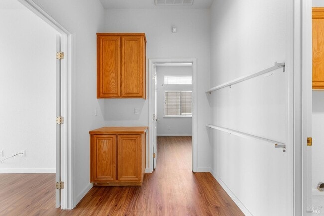 Building Photo - 139 Cedar Ridge Dr