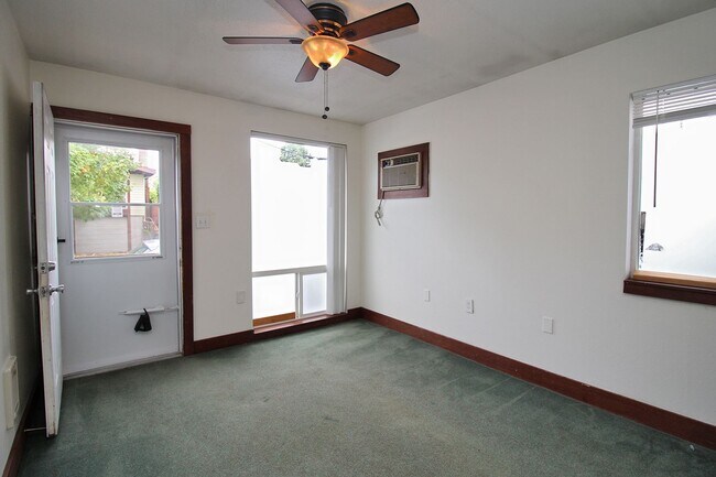 Building Photo - 6630-6630 NE Garfield Ave.