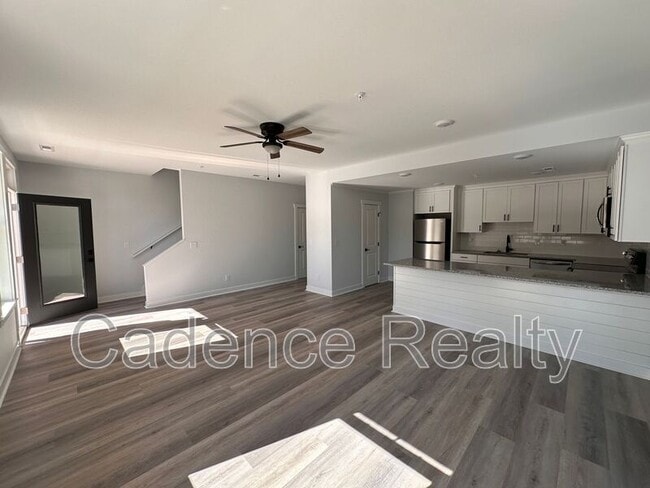 Building Photo - 1426 Navaho Trail