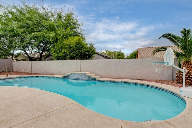 Building Photo - 4 bedroom, 3-bath home with a Pool!