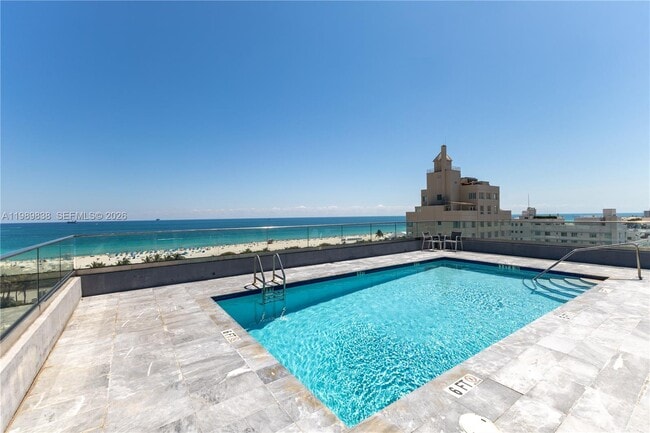 Building Photo - 1255 Collins Ave