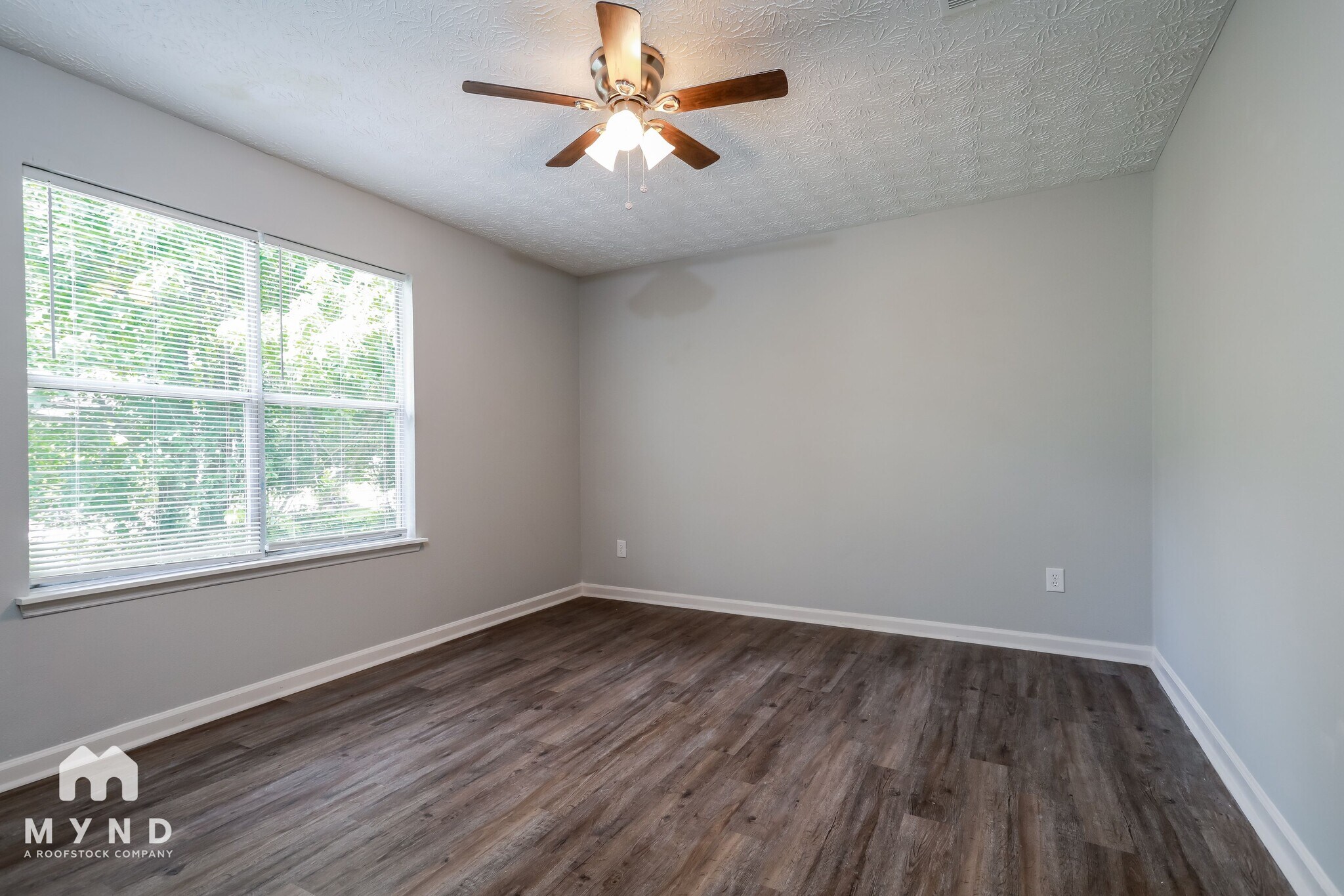 Building Photo - 5550 Panola Pl