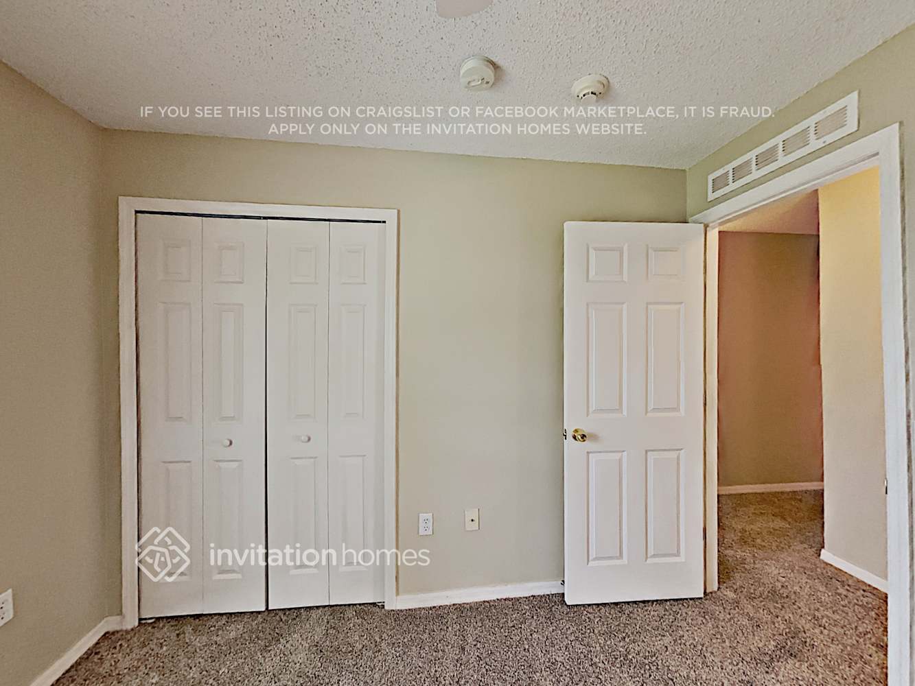 Building Photo - 2626 Needle Palm Dr