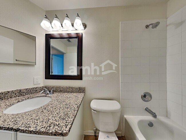 Building Photo - 10603 Cami Ct