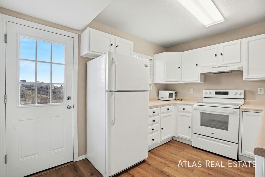 Building Photo - 7829 Antelope Valley Point