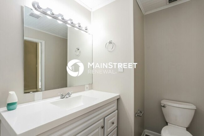 Building Photo - 3 Bedroom Pet-Friendly Home in TAMPA, FL w...