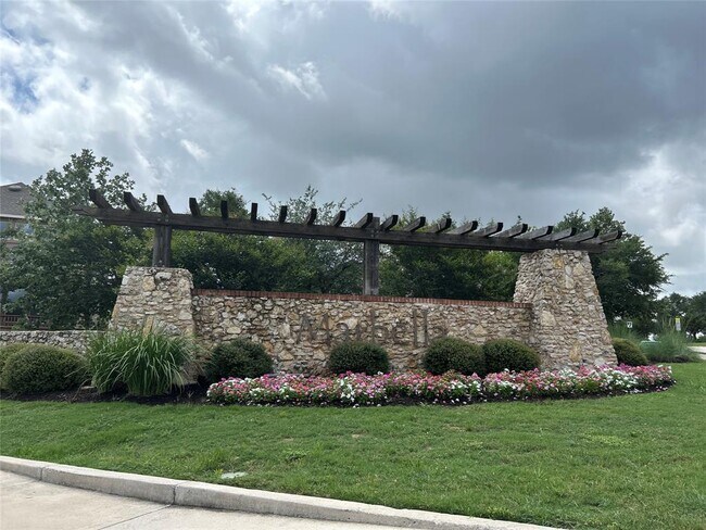 Building Photo - 1801 Cullera Dr